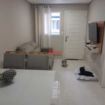 Apartamento em São Paulo, bairro Vila Carmosina