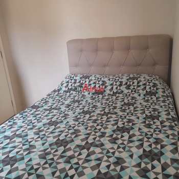 Apartamento em São Paulo, bairro Vila Carmosina