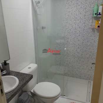 Apartamento em São Paulo, bairro Vila Carmosina