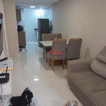 Apartamento em São Paulo, bairro Vila Carmosina