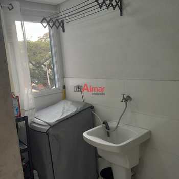 Apartamento em São Paulo, bairro Vila Carmosina