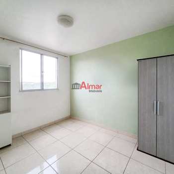 Apartamento em Poá, bairro Jardim Itamarati