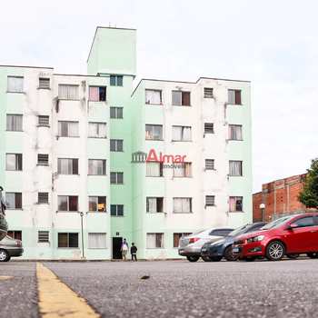 Apartamento em Poá, bairro Jardim Itamarati
