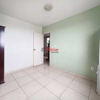 Apartamento em Poá, bairro Jardim Itamarati