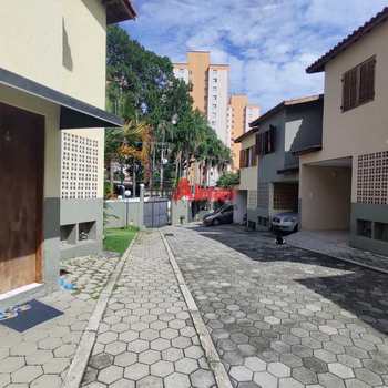 Sobrado de Condomínio em São Paulo, bairro Itaquera