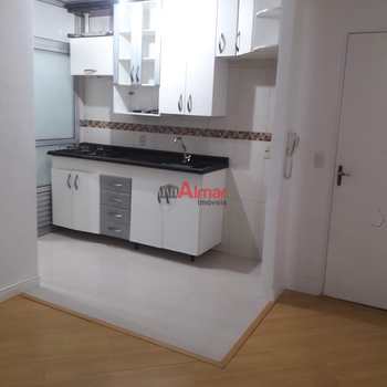Apartamento em São Paulo, bairro Vila Carmosina