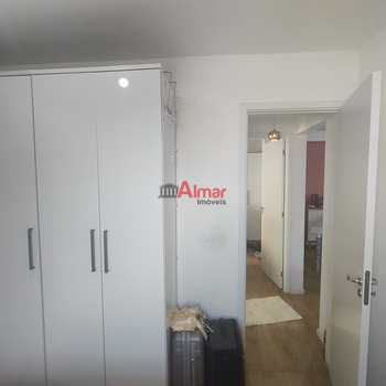 Apartamento em São Paulo, bairro Vila Carmosina