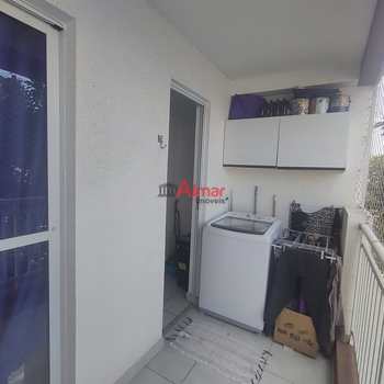 Apartamento em São Paulo, bairro Vila Carmosina