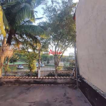 Sobrado em São Paulo, bairro Itaquera