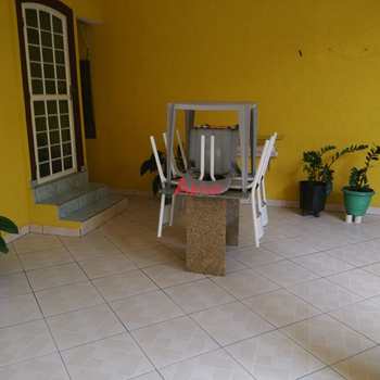 Sobrado em Itaquaquecetuba, bairro Jardim dos Ipês