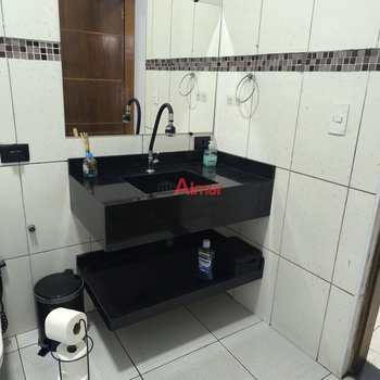 Sobrado em São Paulo, bairro Itaquera