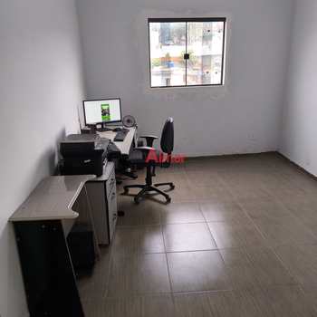 Sobrado em São Paulo, bairro Itaquera