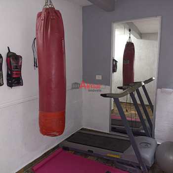 Sobrado em São Paulo, bairro Itaquera