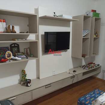 Sobrado em São Paulo, bairro Itaquera