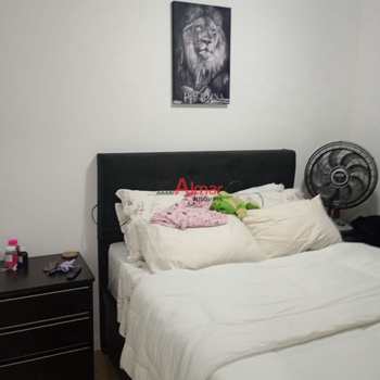 Apartamento em São Paulo, bairro Itaquera