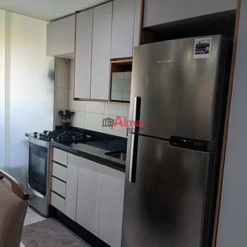 Apartamento em São Paulo, bairro Jardim Helian