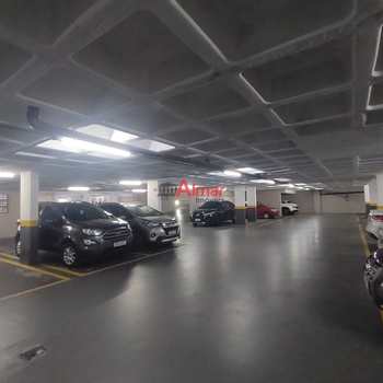 Apartamento em São Paulo, bairro Vila Carmosina