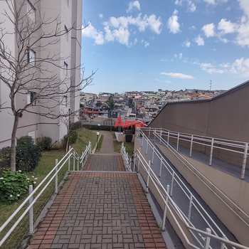 Apartamento em São Paulo, bairro Vila Carmosina