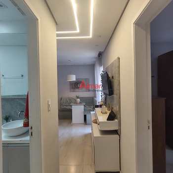Apartamento em São Paulo, bairro Vila Carmosina