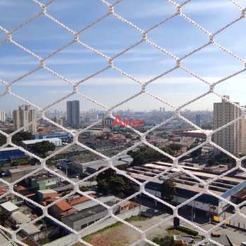 Apartamento em Palmeiras de São Paulo, bairro Vila Antonieta