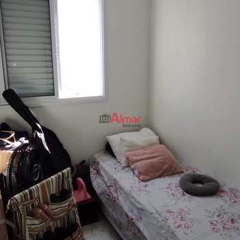 Apartamento em Palmeiras de São Paulo, bairro Vila Antonieta