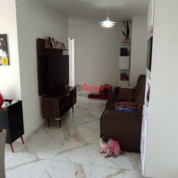 Apartamento em Palmeiras de São Paulo, bairro Vila Antonieta