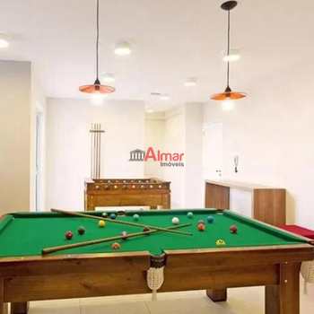 Apartamento em Palmeiras de São Paulo, bairro Vila Antonieta