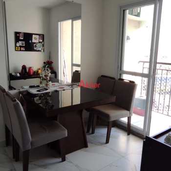 Apartamento em Palmeiras de São Paulo, bairro Vila Antonieta