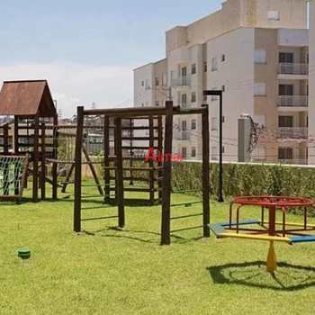 Apartamento em Palmeiras de São Paulo, bairro Vila Antonieta