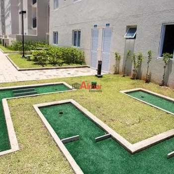 Apartamento em Palmeiras de São Paulo, bairro Vila Antonieta