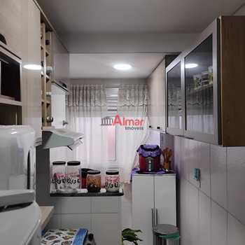 Apartamento em São Paulo, bairro Itaquera