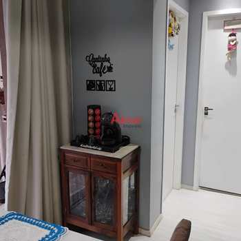 Apartamento em São Paulo, bairro Itaquera