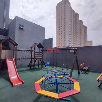 Apartamento em São Paulo, bairro Vila Carmosina