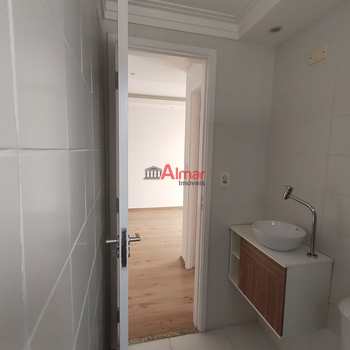 Apartamento em São Paulo, bairro Vila Carmosina