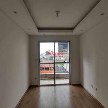 Apartamento em São Paulo, bairro Vila Carmosina