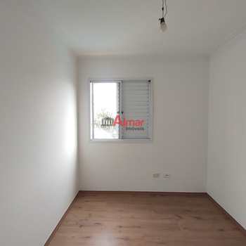 Apartamento em São Paulo, bairro Vila Carmosina