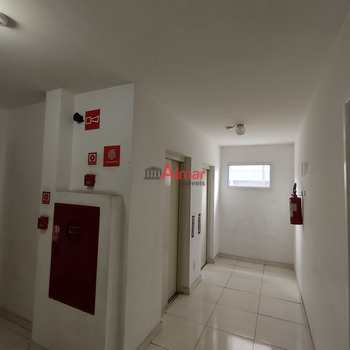 Apartamento em São Paulo, bairro Vila Carmosina