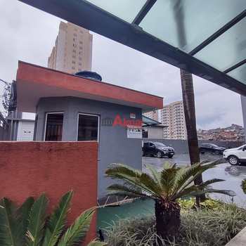 Apartamento em São Paulo, bairro Vila Carmosina