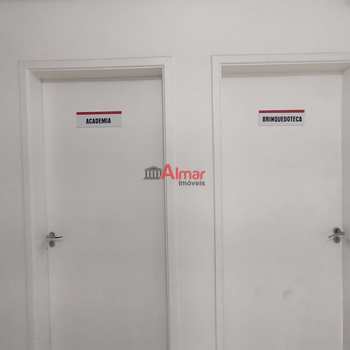 Apartamento em São Paulo, bairro Vila Carmosina