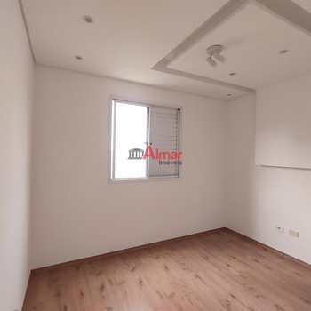 Apartamento em São Paulo, bairro Vila Carmosina