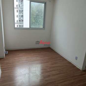 Apartamento em São Paulo, bairro Cidade Líder