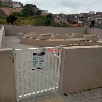 Apartamento em Ferraz de Vasconcelos, bairro Vila São Paulo