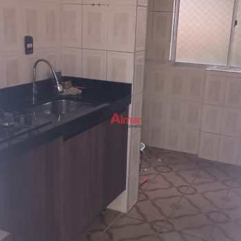 Apartamento em São Paulo, bairro Itaquera
