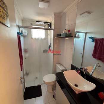 Apartamento em São Paulo, bairro Itaquera