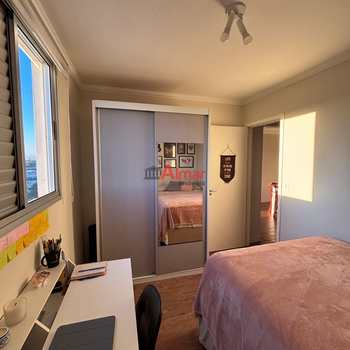 Apartamento em São Paulo, bairro Itaquera