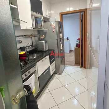 Apartamento em São Paulo, bairro Itaquera