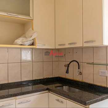 Apartamento em São Paulo, bairro Itaquera