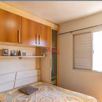 Apartamento em São Paulo, bairro Itaquera