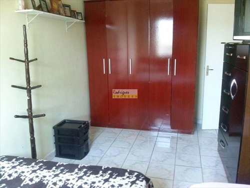 Apartamento, código 2715 em São Vicente, bairro Jardim Paraíso