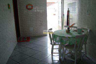 Casa, código 605 em São Vicente, bairro Jardim Independência